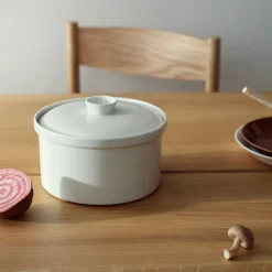 Gryta med lock 2,3L<IITTALA Best