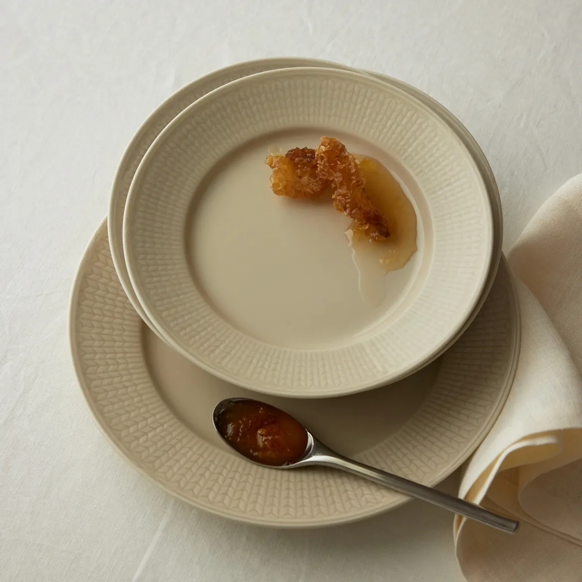 Tallrik 17cm<IITTALA Online