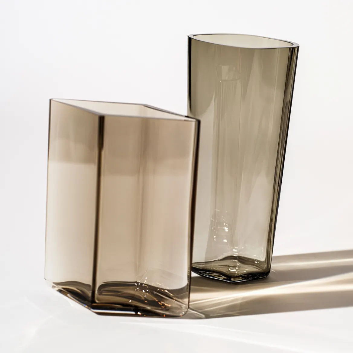 Vas 180mm rökgrå<IITTALA New